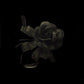 Fascinator clip fiore con piumette nero